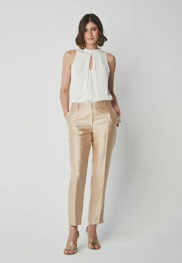 Pantalón liso pitillo. Conjunto 1