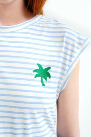 Camiseta rayas azul y blanco 5