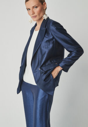 chaqueta fluida cruzada. 5