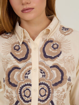 Camisa bordada 5
